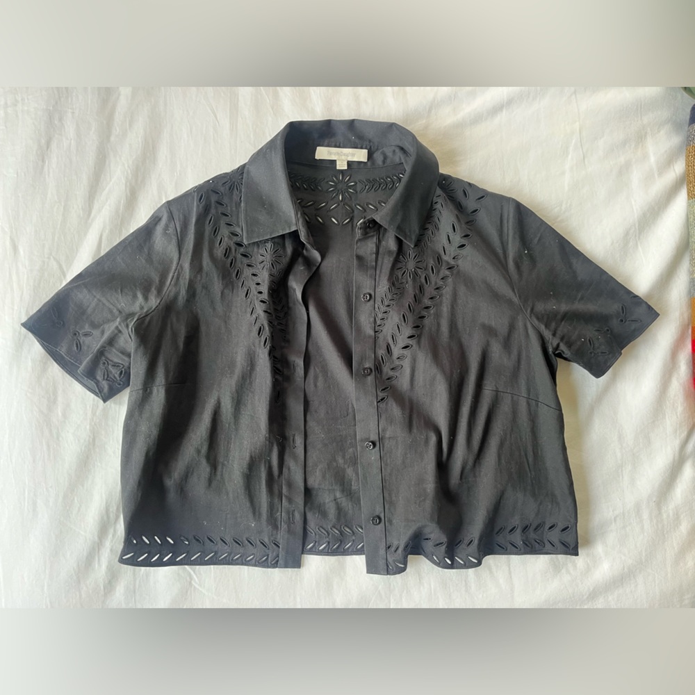 Favorite Daughter cropped button up black blouse - never worn!
